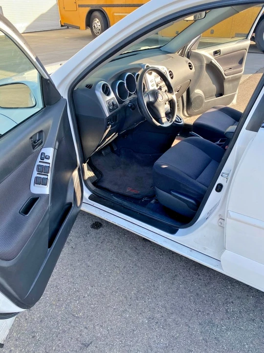 2005 Pontiac Vibe - Image 6 of 20