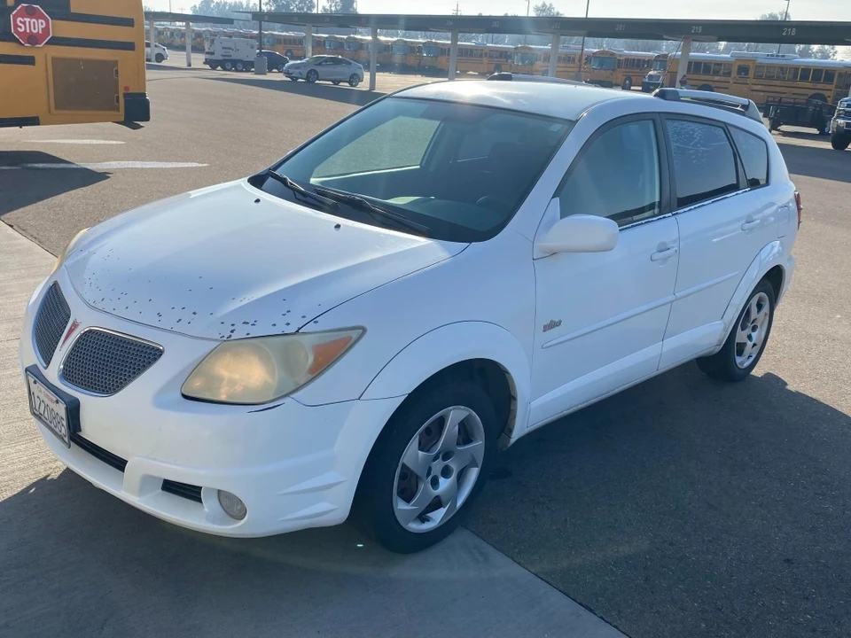 2005 Pontiac Vibe - Image 2 of 20