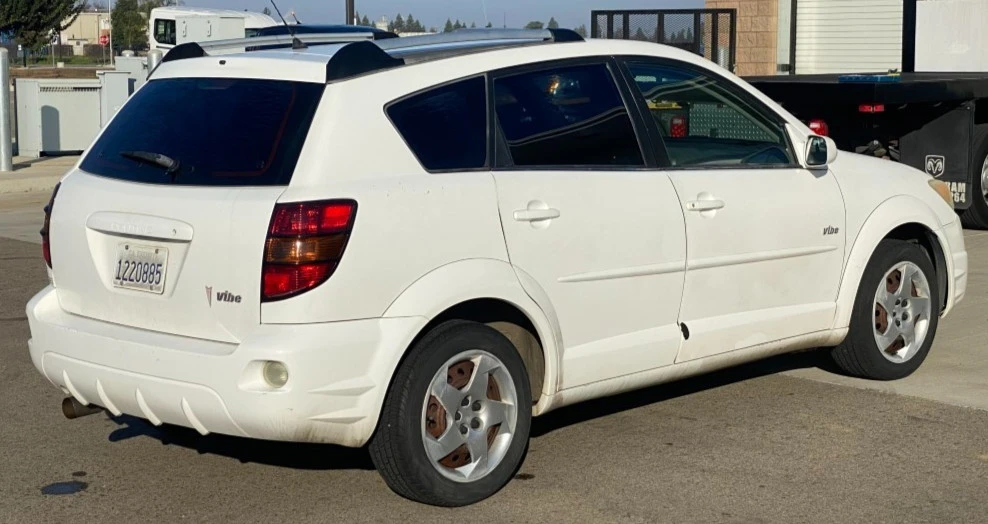 2005 Pontiac Vibe - Image 3 of 20
