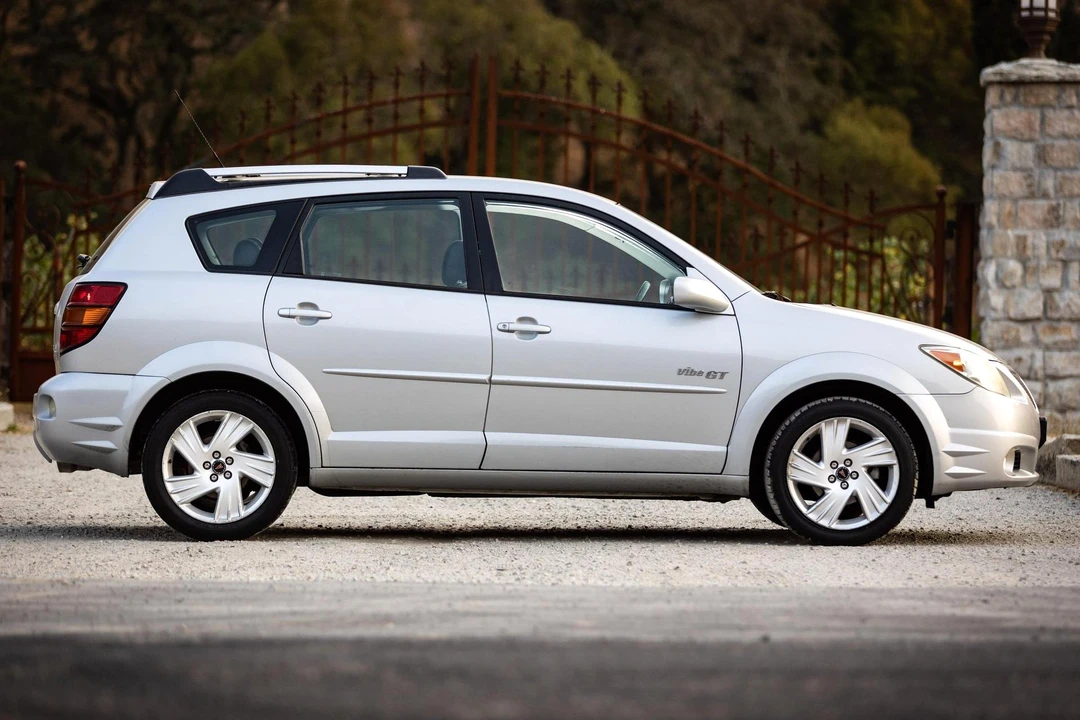 2005 Pontiac Vibe - Image 28 of 31