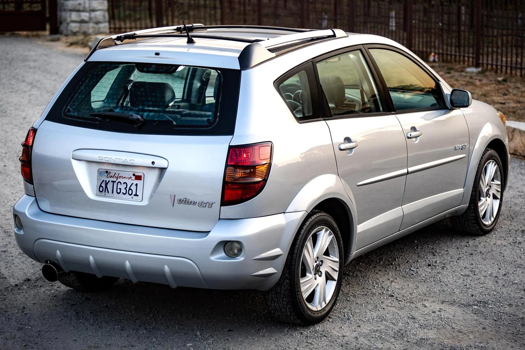 2005 Pontiac Vibe - Image 4 of 31