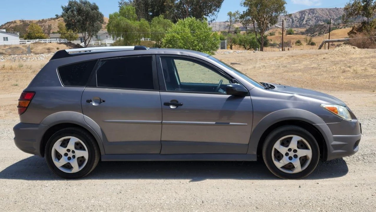 2005 Pontiac Vibe - Image 13 of 21