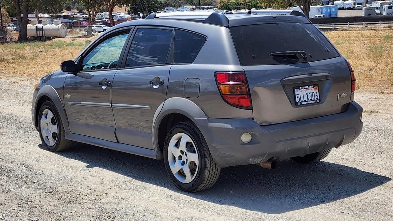 2005 Pontiac Vibe - Image 6 of 21