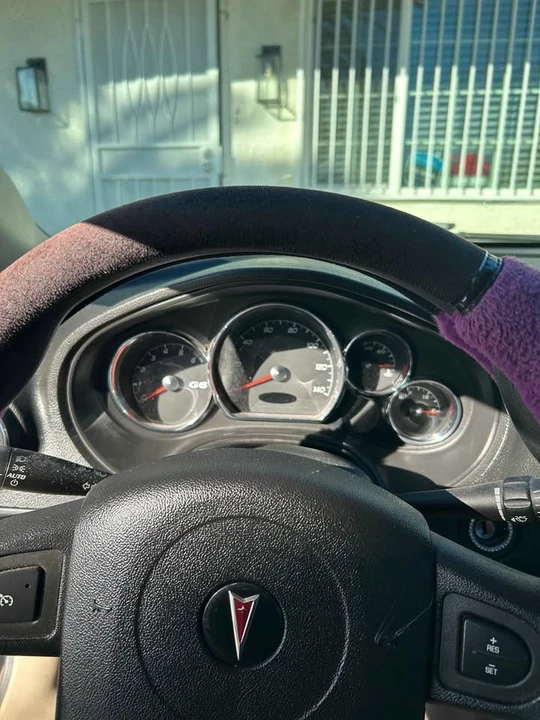 2005 Pontiac G6 - Image 6 of 7