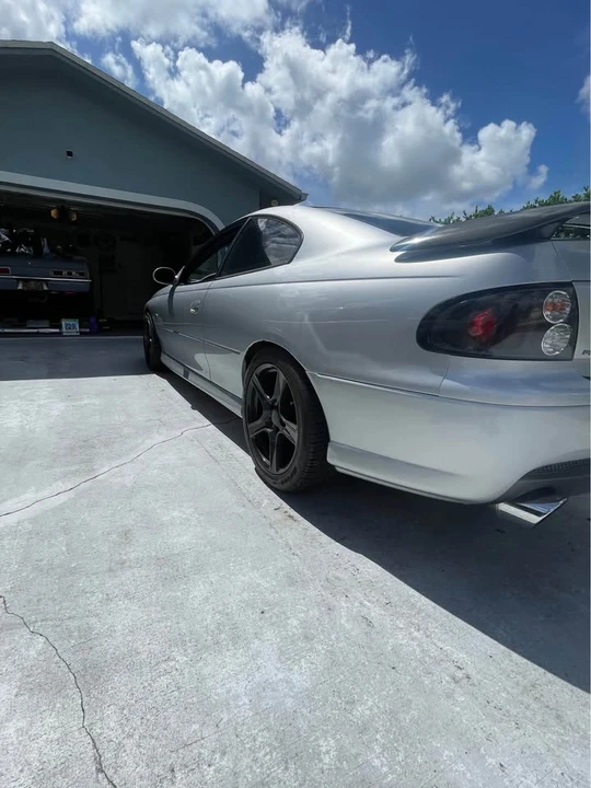 2005 Pontiac GTO 4th Gen - Image 8 of 15