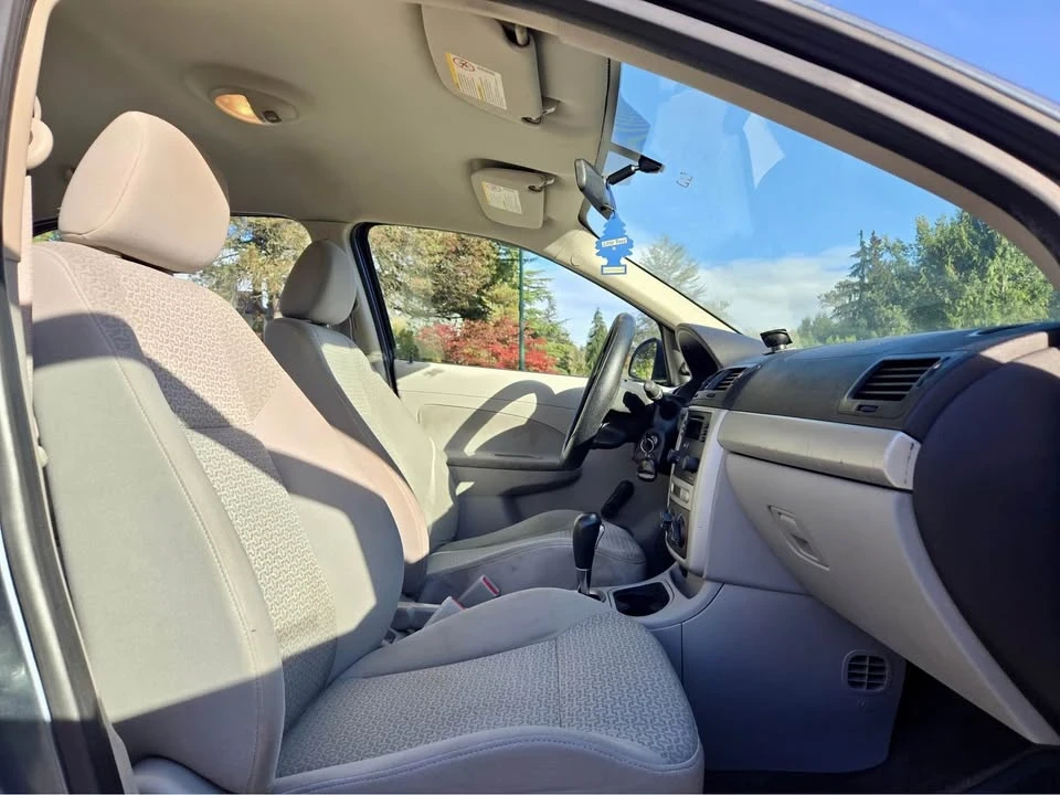 2005 Pontiac G5 - Image 10 of 14