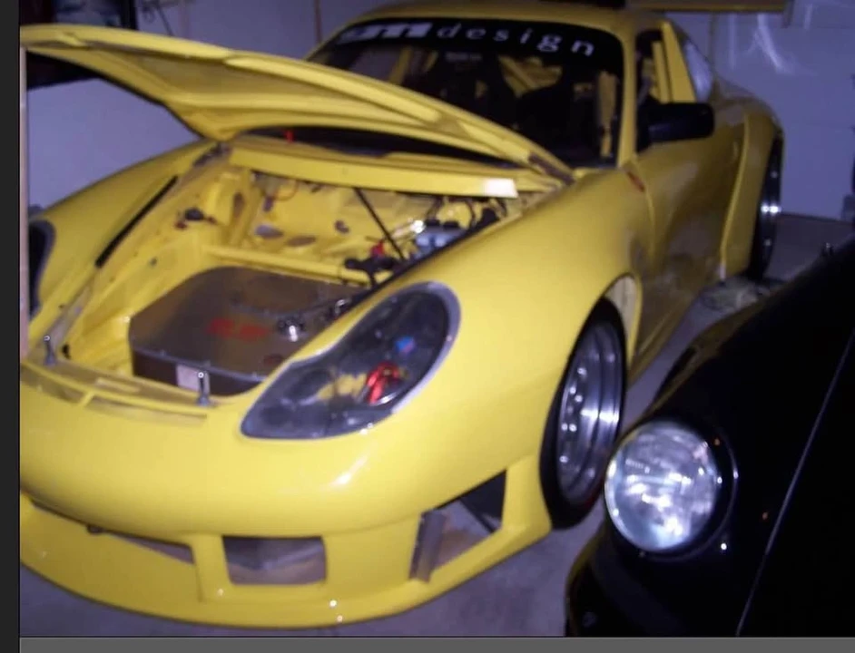2005 Porsche 934 & 935 - Image 6 of 6