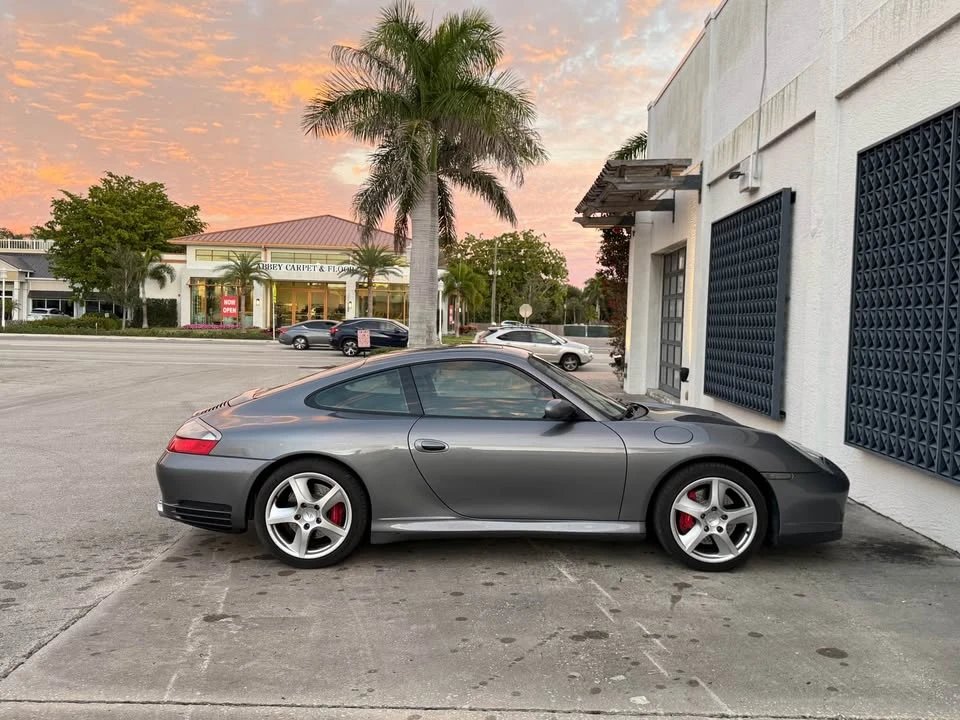2005 Porsche 911 - Image 3 of 19