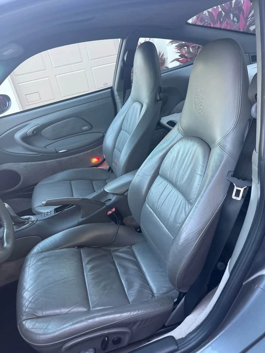 2005 Porsche 911 - Image 16 of 19