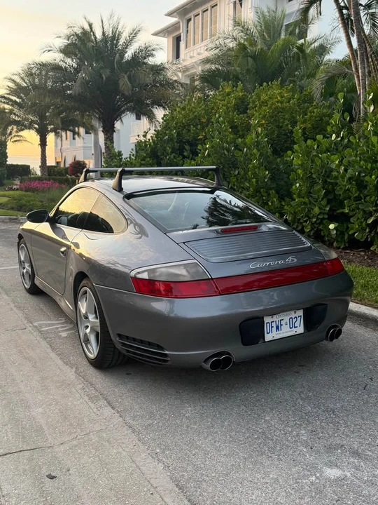 2005 Porsche 911 - Image 2 of 19