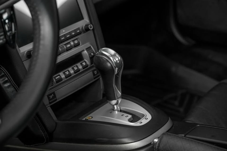 2005 Porsche 911 - Image 19 of 20