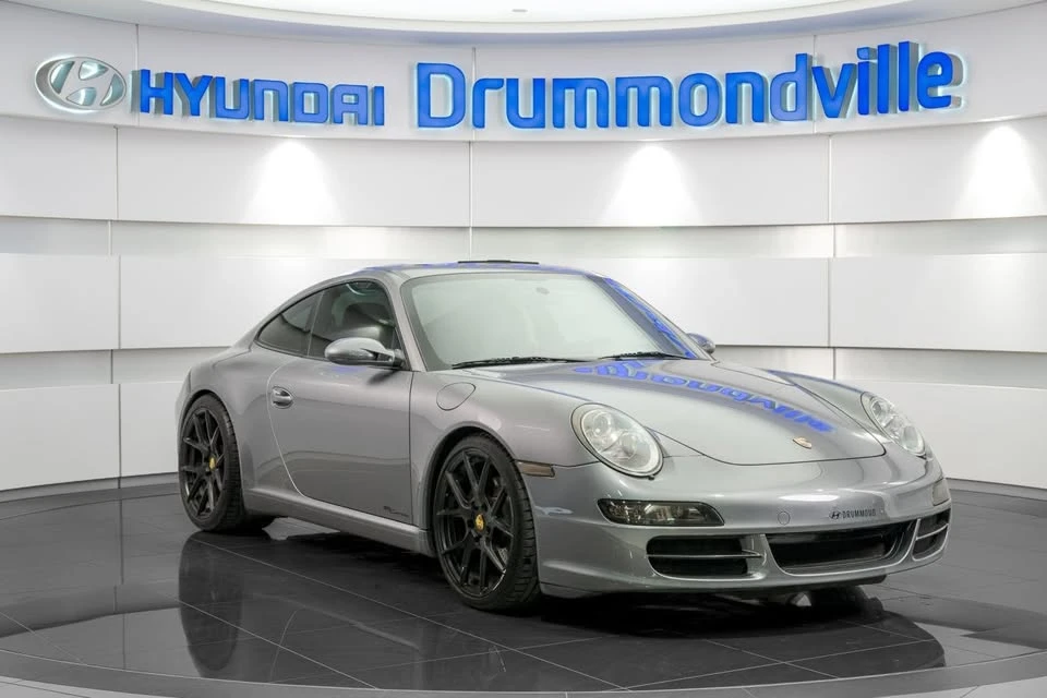 2005 Porsche 911 - Image 3 of 20