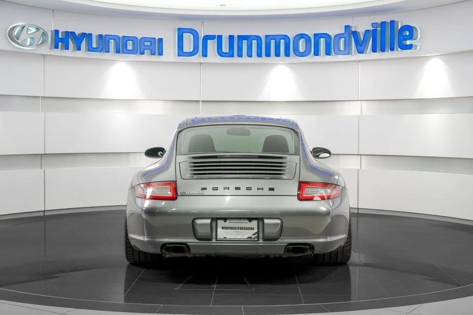 2005 Porsche 911 - Image 6 of 20
