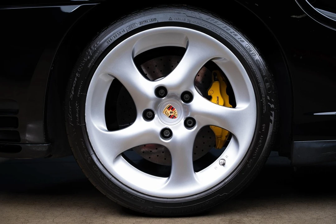2005 Porsche 996 Turbo - Image 20 of 31