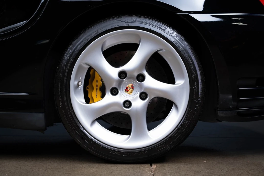 2005 Porsche 996 Turbo - Image 25 of 31