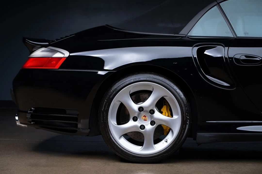 2005 Porsche 996 Turbo - Image 30 of 31