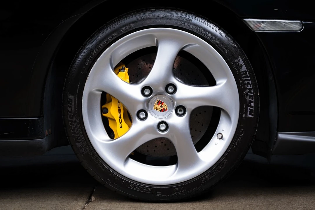 2005 Porsche 996 Turbo - Image 15 of 31