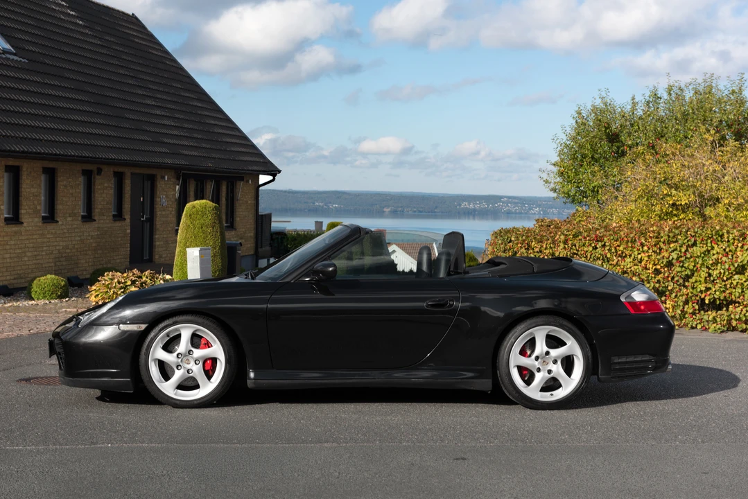 2005 Porsche 996 Carrera 4S - Image 4 of 31