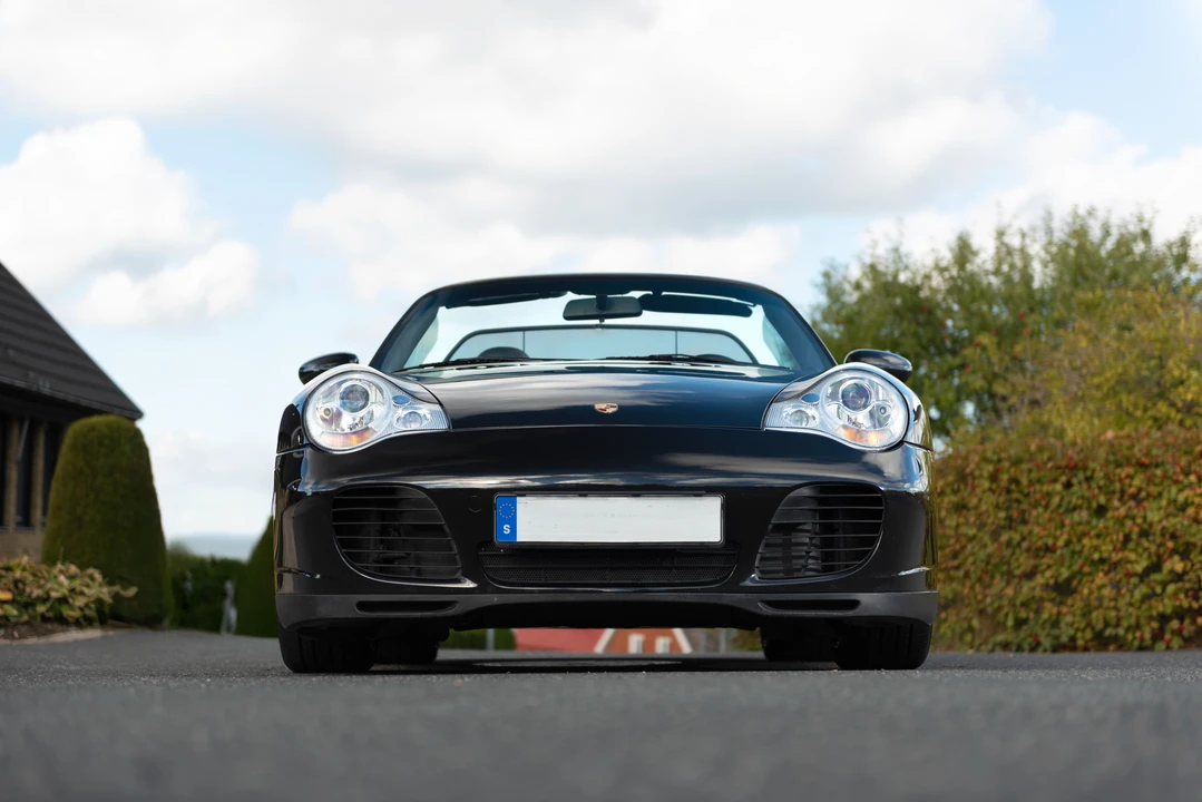2005 Porsche 996 Carrera 4S - Image 8 of 31