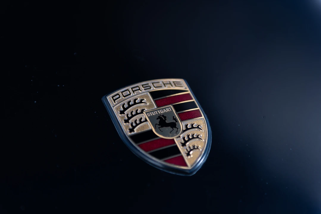 2005 Porsche 996 Carrera 4S - Image 25 of 31