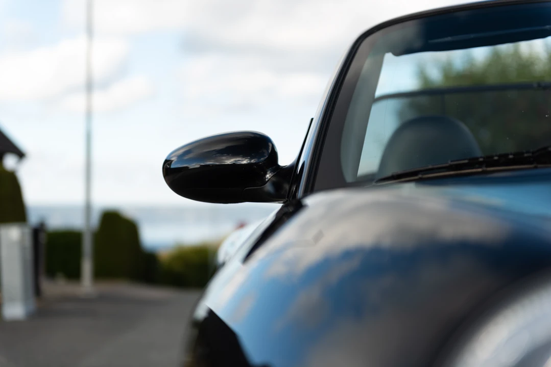 2005 Porsche 996 Carrera 4S - Image 27 of 31