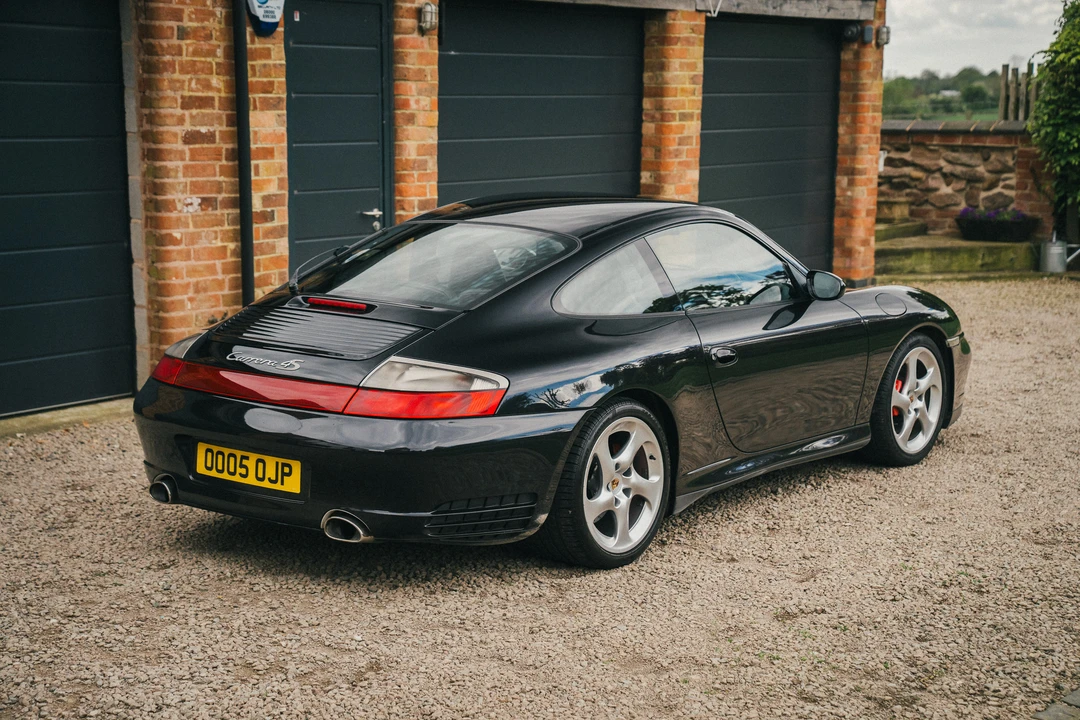 2005 Porsche 996 Carrera 4S - Image 16 of 31