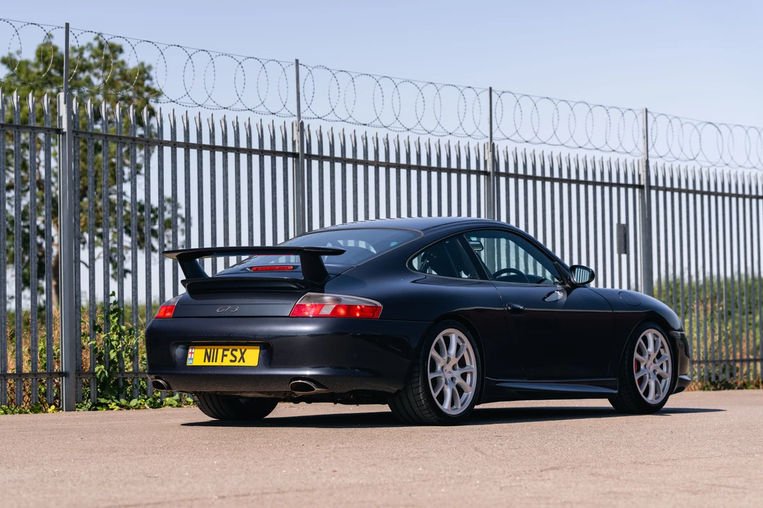2005 Porsche 996 GT3 - Image 14 of 31