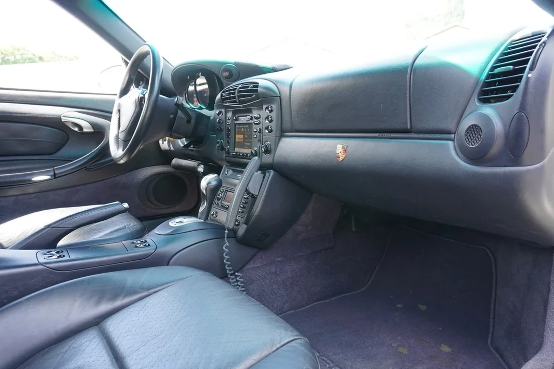 2005 Porsche 996 Turbo - Image 23 of 31