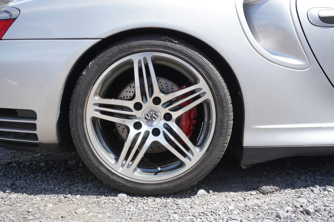 2005 Porsche 996 Turbo - Image 17 of 31