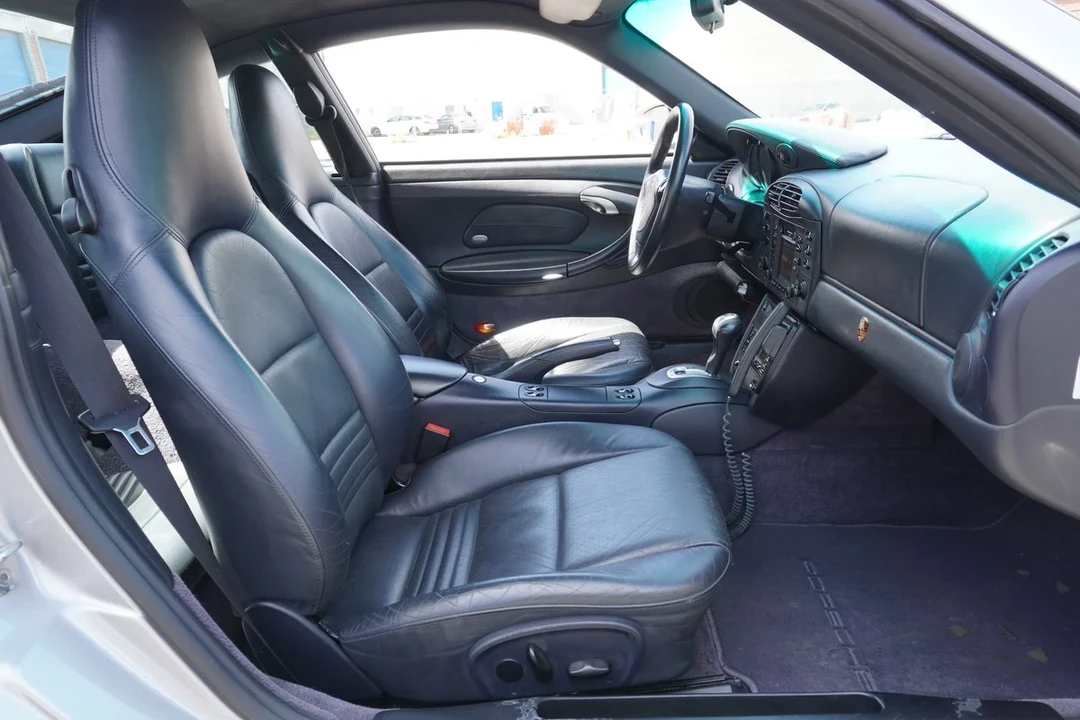 2005 Porsche 996 Turbo - Image 22 of 31