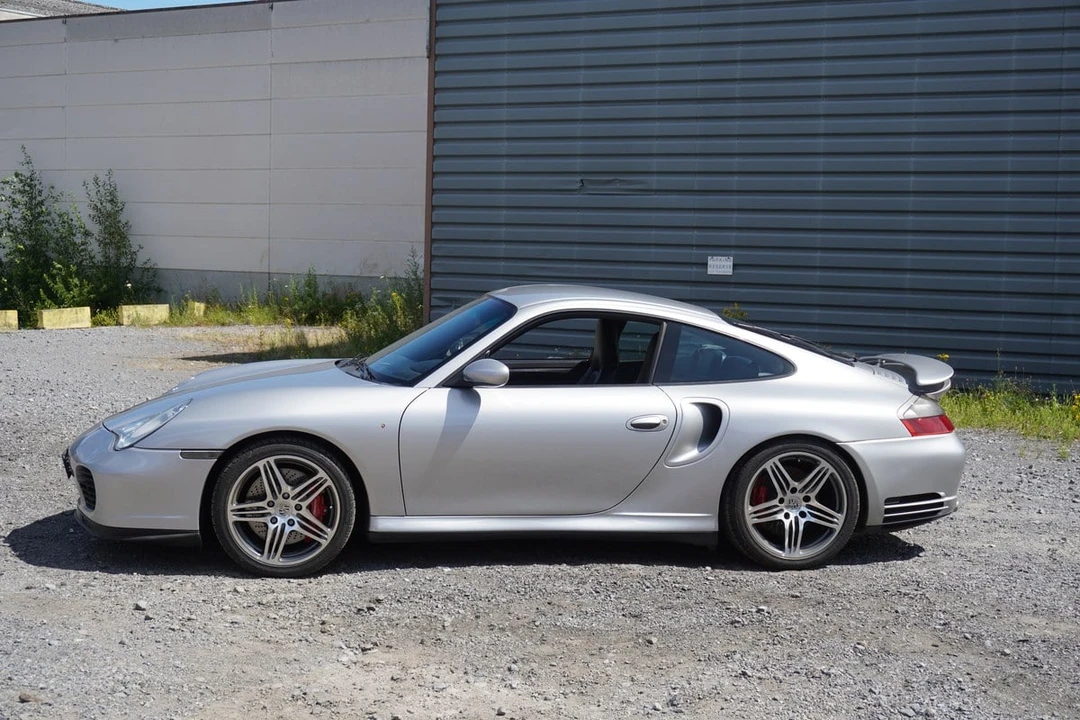 2005 Porsche 996 Turbo - Image 6 of 31