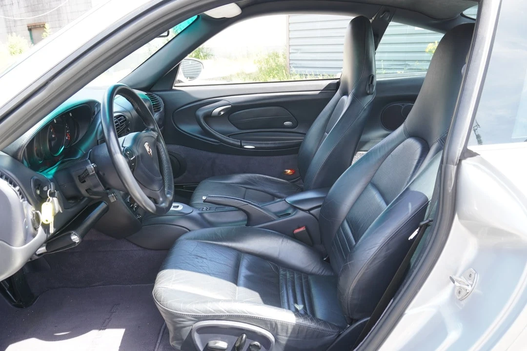 2005 Porsche 996 Turbo - Image 18 of 31
