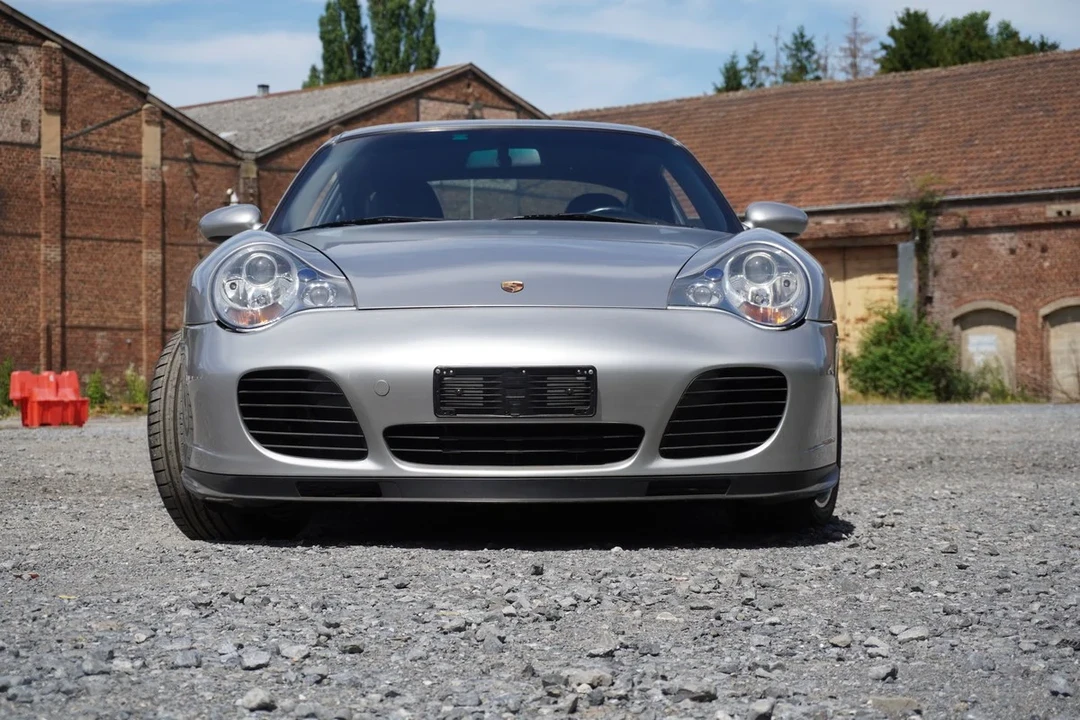 2005 Porsche 996 Turbo - Image 9 of 31