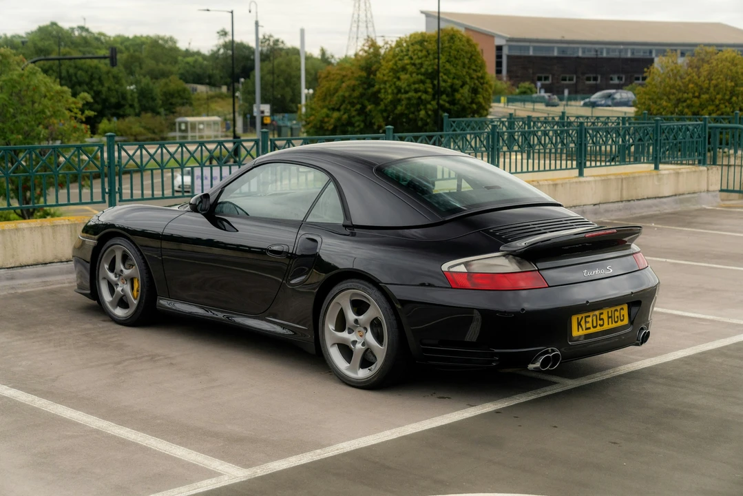 2005 Porsche 996 Turbo - Image 14 of 21