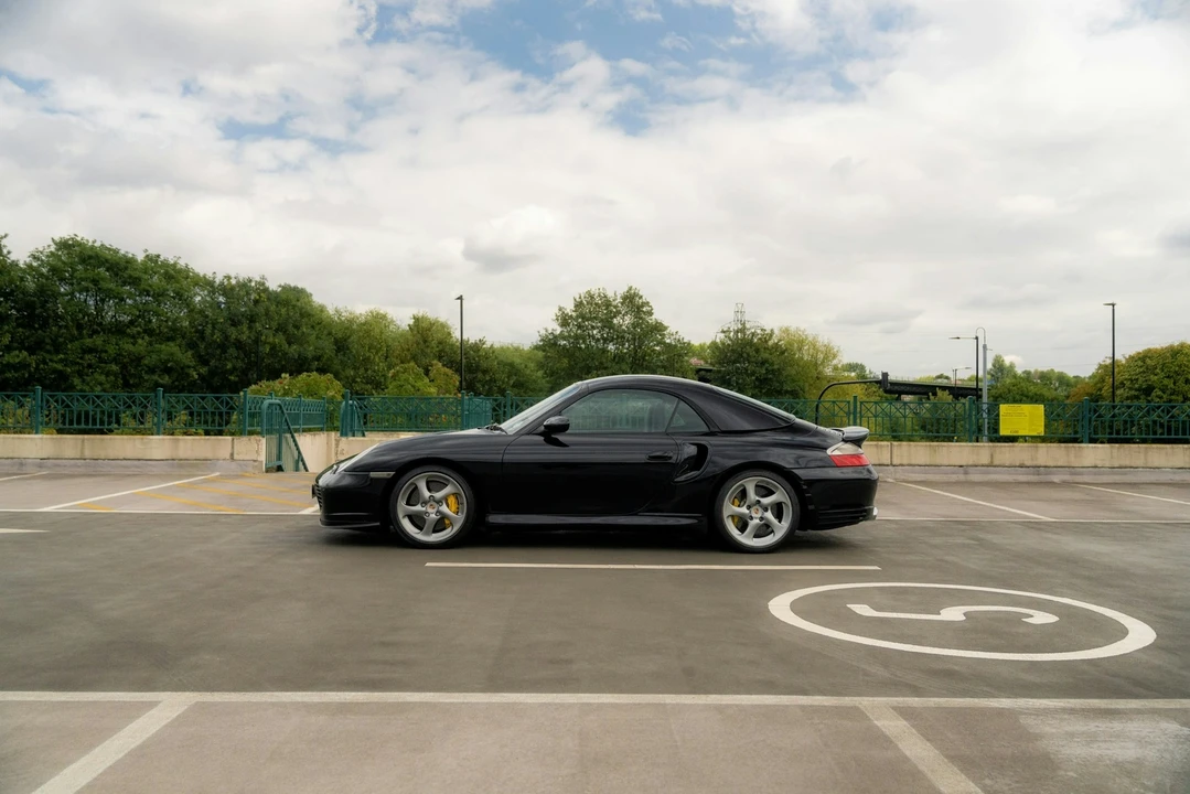 2005 Porsche 996 Turbo - Image 15 of 21