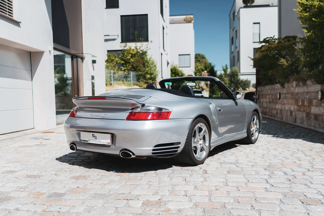 2005 Porsche 996 Turbo - Image 13 of 31