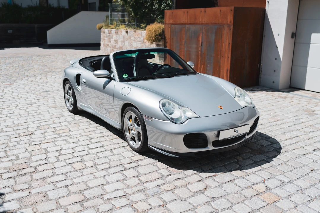 2005 Porsche 996 Turbo - Image 17 of 31