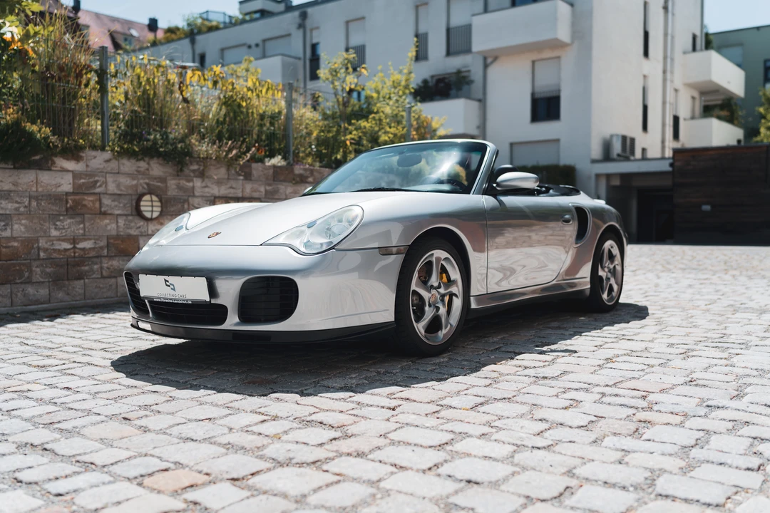 2005 Porsche 996 Turbo - Image 10 of 31