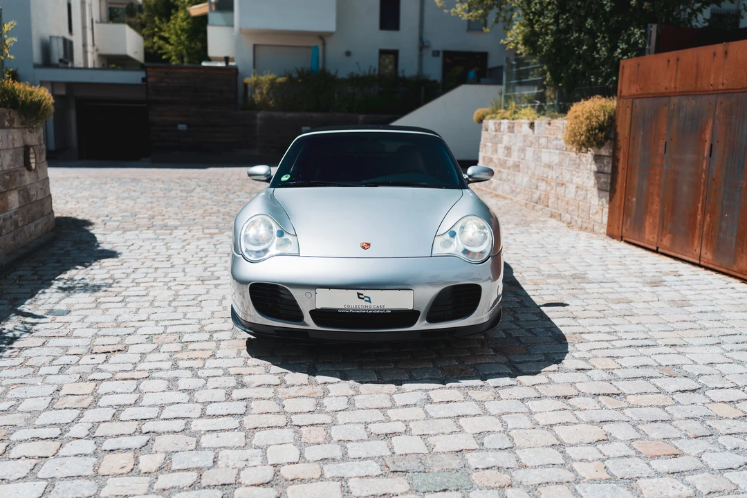 2005 Porsche 996 Turbo - Image 20 of 31