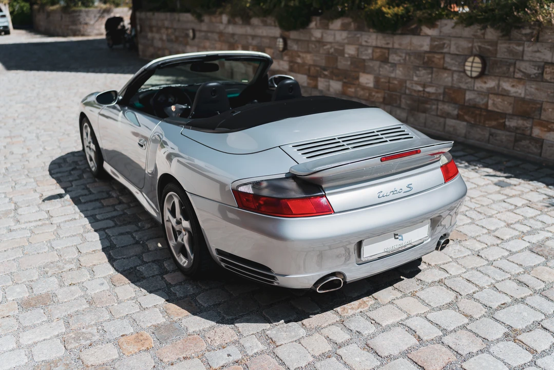 2005 Porsche 996 Turbo - Image 11 of 31