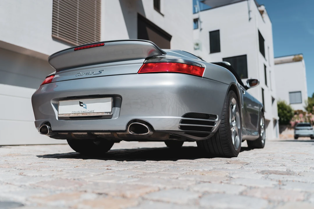 2005 Porsche 996 Turbo - Image 24 of 31