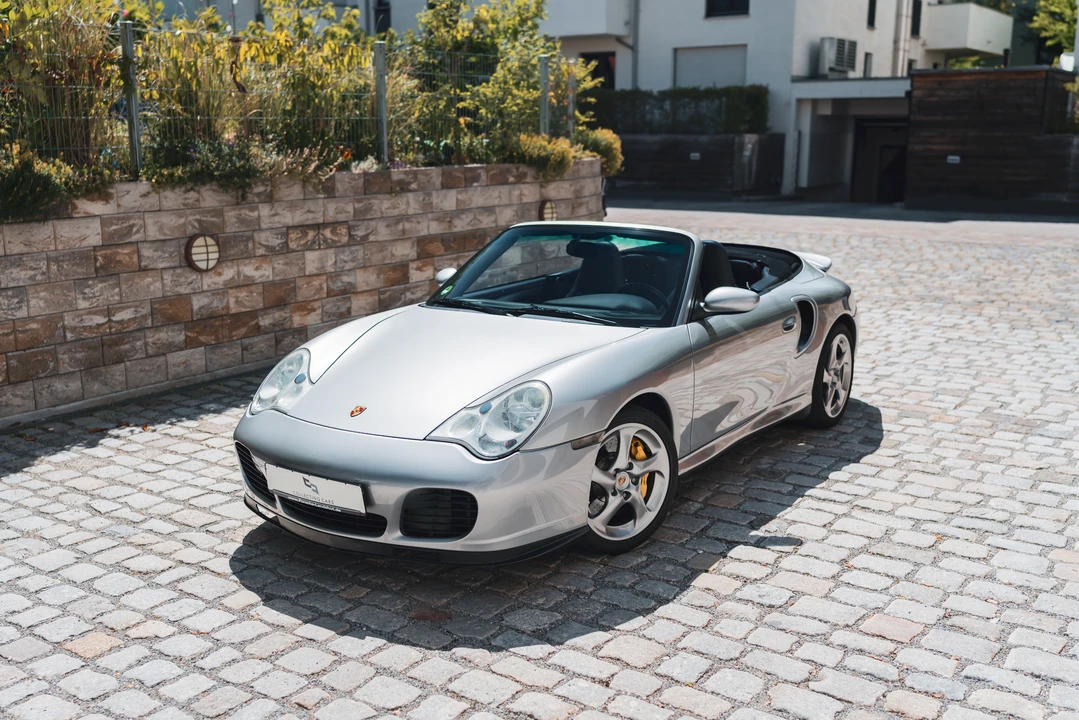 2005 Porsche 996 Turbo - Image 27 of 31