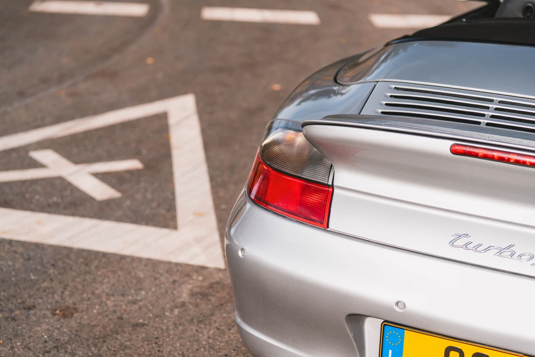 2005 Porsche 996 Turbo - Image 23 of 31