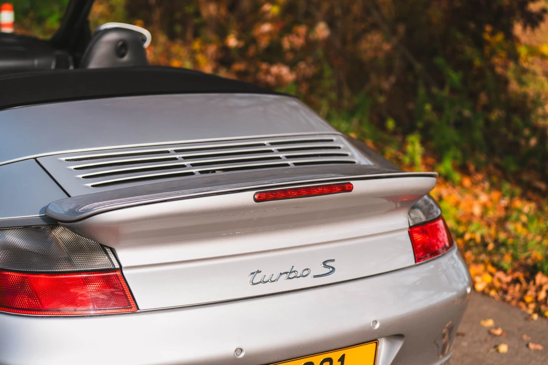 2005 Porsche 996 Turbo - Image 27 of 31