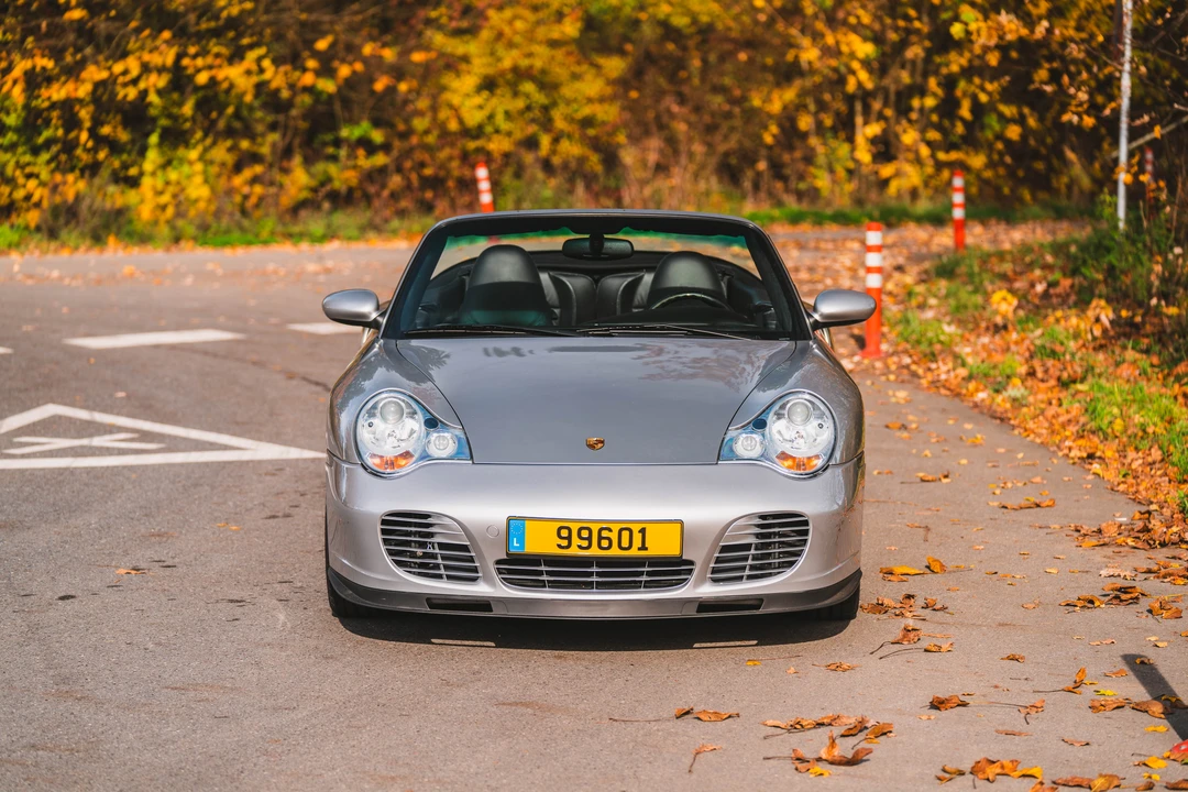 2005 Porsche 996 Turbo - Image 10 of 31