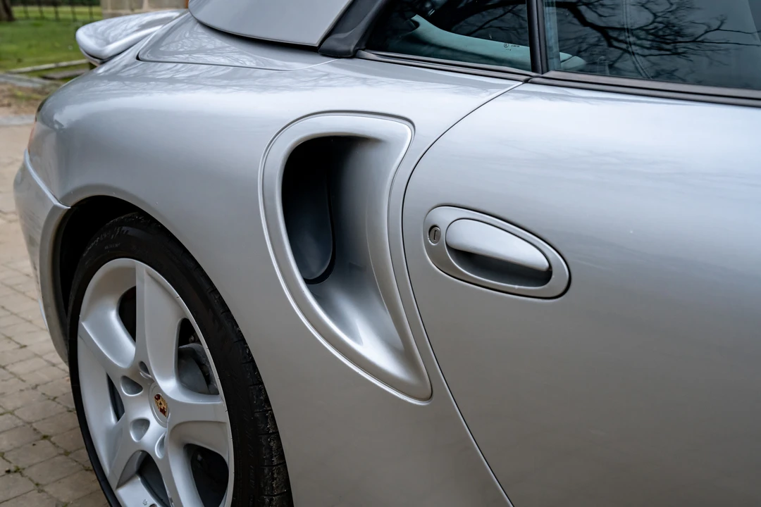 2004 Porsche 996 Turbo - Image 23 of 31