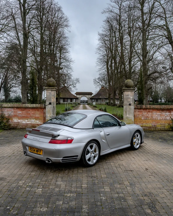 2004 Porsche 996 Turbo - Image 19 of 31