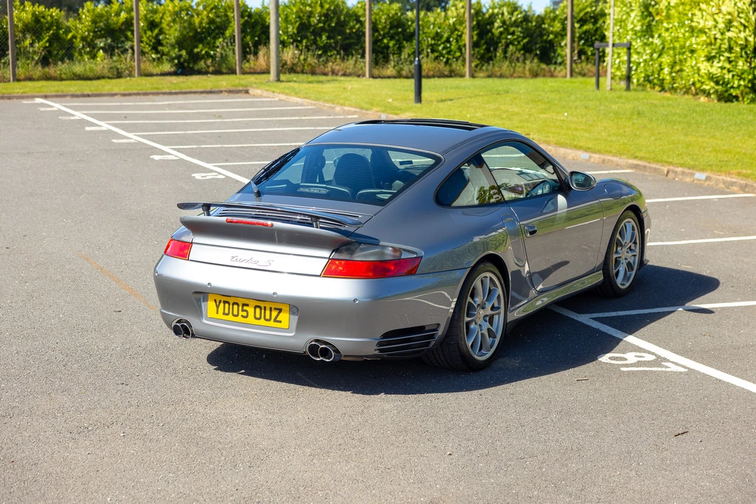 2005 Porsche 996 Turbo - Image 15 of 31