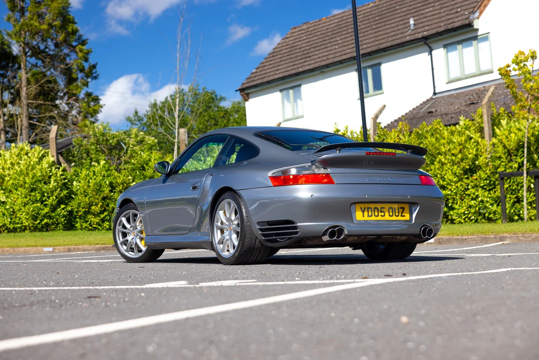 2005 Porsche 996 Turbo - Image 19 of 31