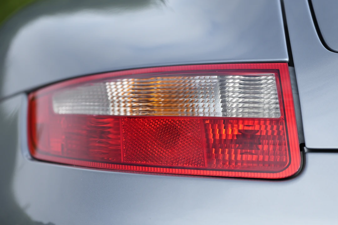 2005 Porsche 997 Carrera 4S - Image 16 of 31